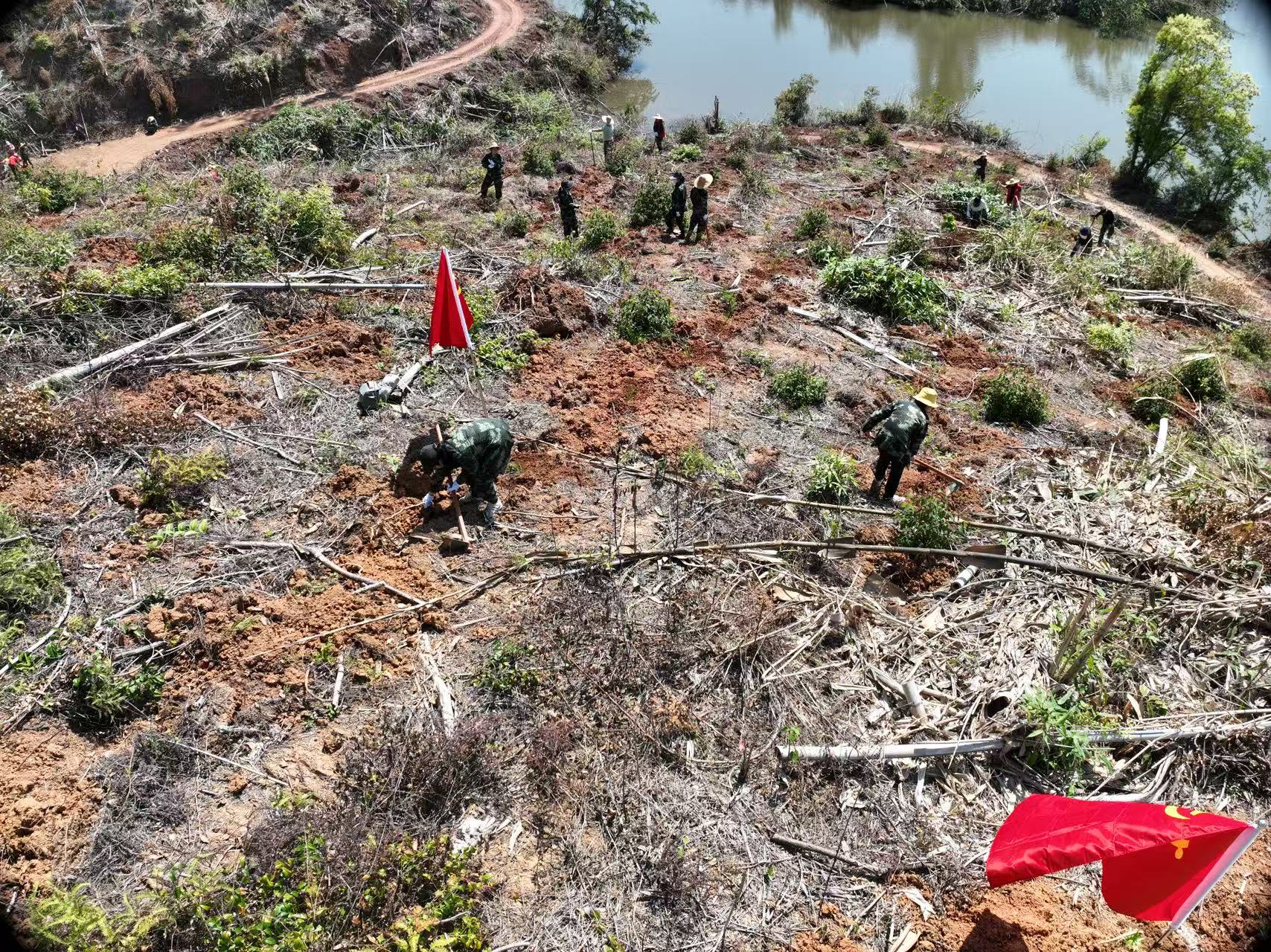 39eeadfdbd1df52bcb75bd07c5dab90c